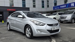 Hyundai Avante 2011