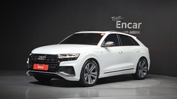 Audi Q8 2023