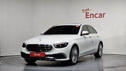 Mercedes-Benz E-Class 2022