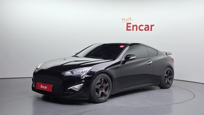 Hyundai Genesis 2012
