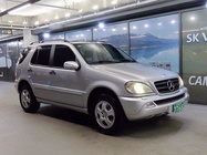 Mercedes-Benz M-Class 2004