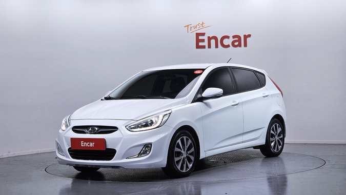 Hyundai Accent 2013