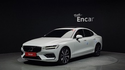 Volvo S60 2024