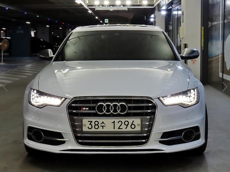 Audi S6