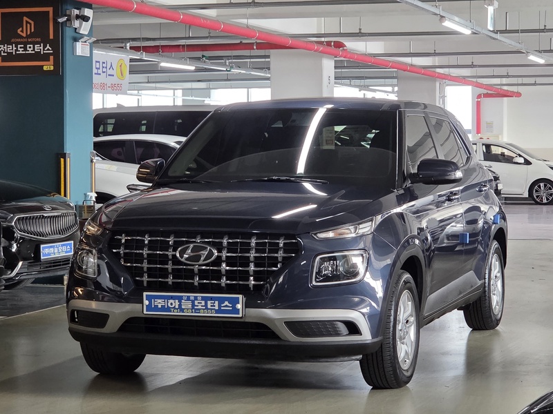 Hyundai Venue