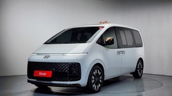 Hyundai Staria 2025