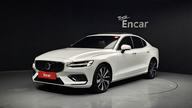 Volvo S60 2024