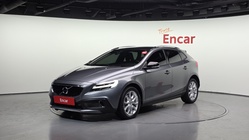 Volvo V40 2018