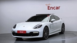Porsche Panamera 2018