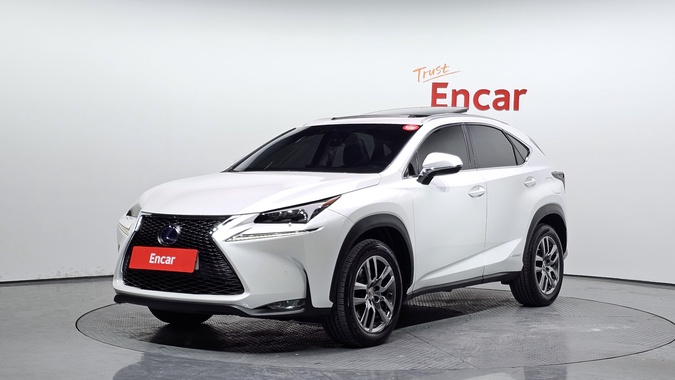 Lexus NX 2016