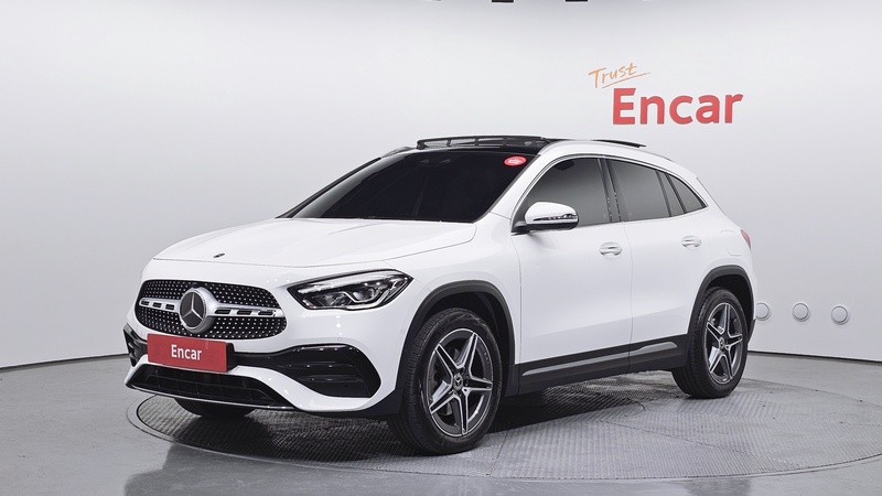 Mercedes-Benz GLA-Class