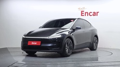 Tesla Model Y 2025