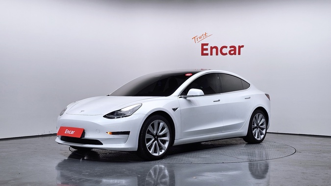 Tesla Model 3 2020