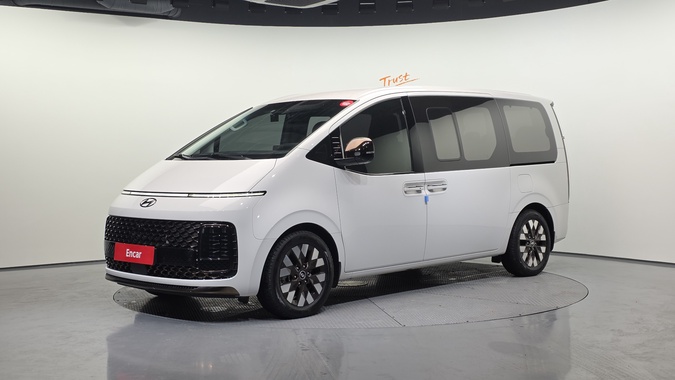 Hyundai Staria 2022