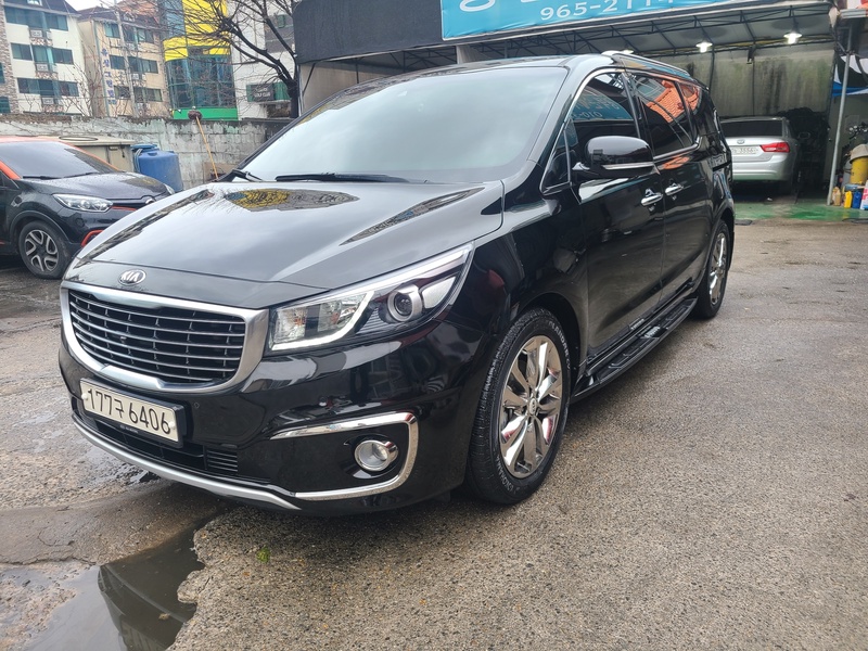 Kia Canival