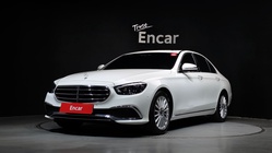 Mercedes-Benz E-Class 2022