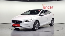 Volvo V40 2017