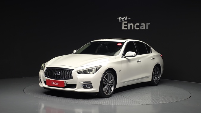 Infiniti Q50 2016