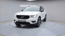 Volvo XC40 2021