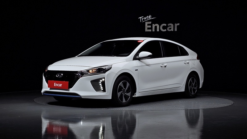 Hyundai Ioniq