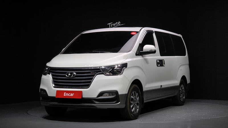 Hyundai Starex