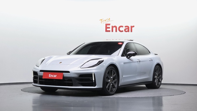 Porsche Panamera 2024