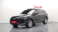 Audi Q7 2021