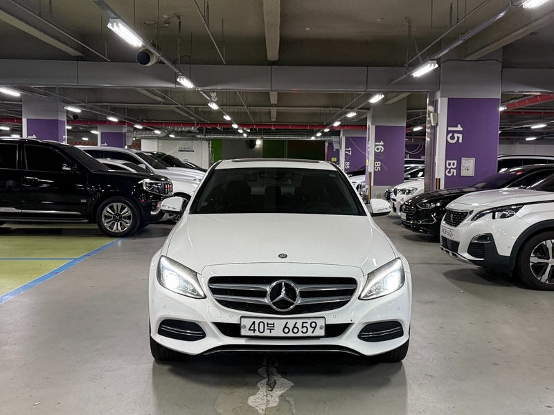 Mercedes-Benz C-Class