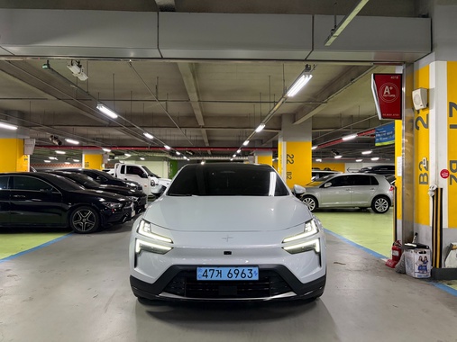 Polestar 4 2024