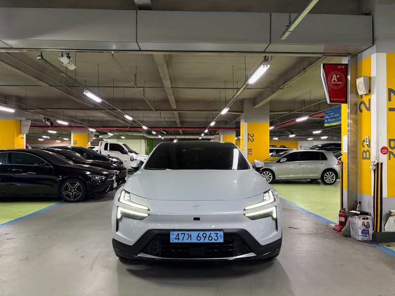 Polestar 4