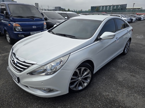 Hyundai Sonata 2013