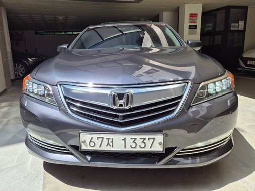 Honda Legend 2015