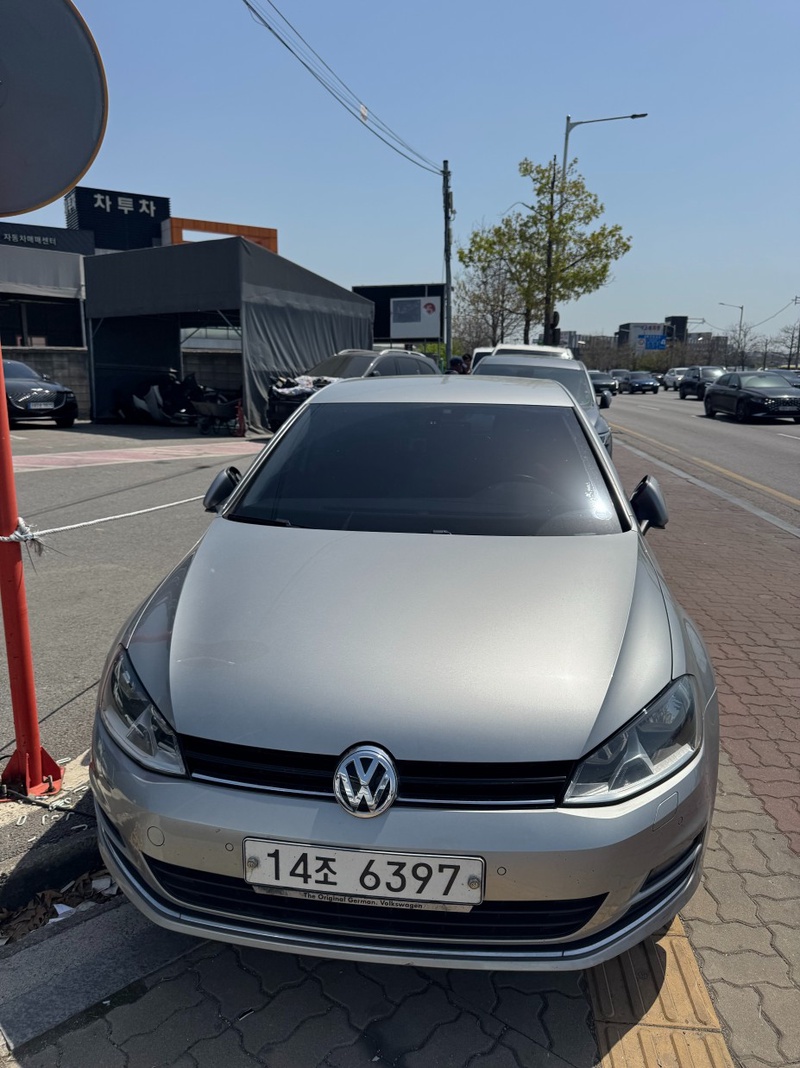 Volkswagen Golf