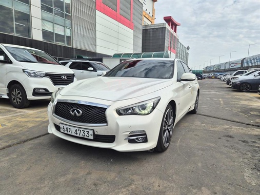 Infiniti Q50 2015