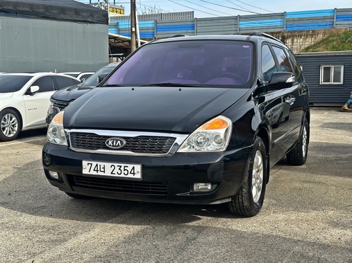 Kia Canival 2012