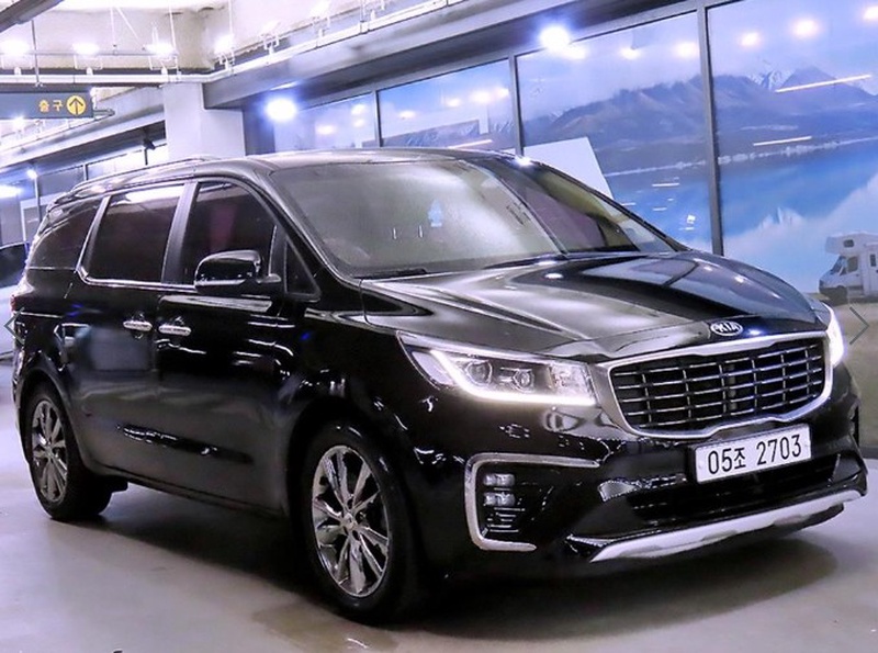 Kia Carnival