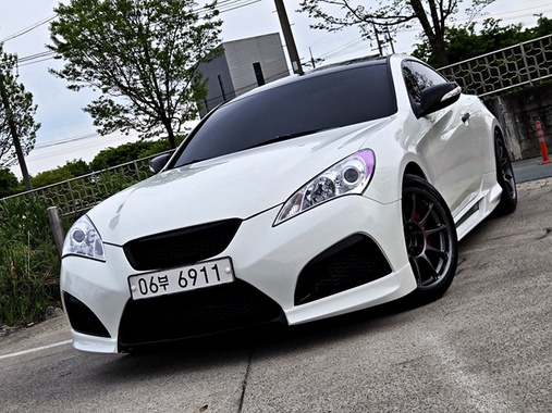 Hyundai Genesis 2008