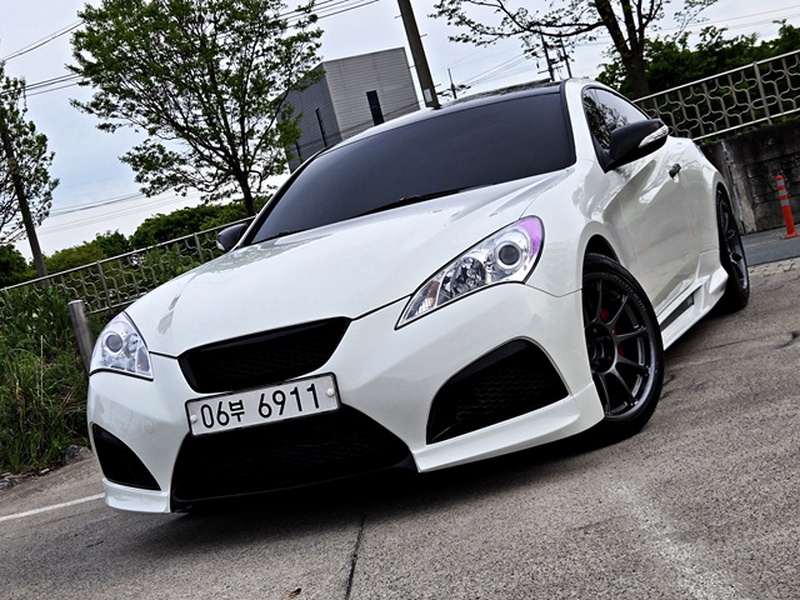 Hyundai Genesis
