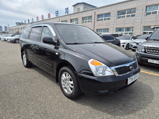 Kia Canival 2008
