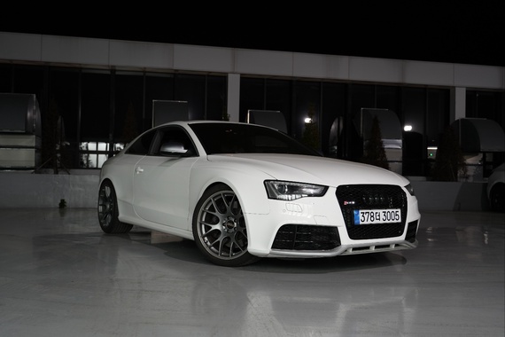 Audi RS5 2014
