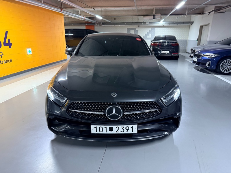 Mercedes-Benz CLS-Class