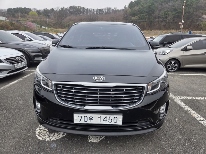 Kia Canival