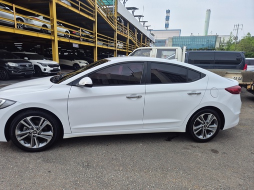 Hyundai Avante 2017