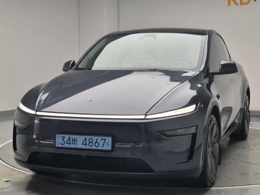 Tesla Model Y 2025