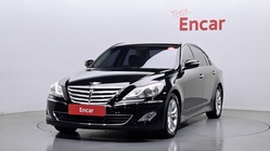 Hyundai Genesis 2012