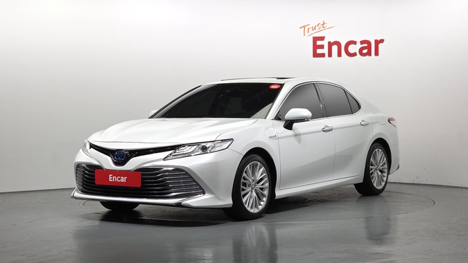 Toyota Camry 2019