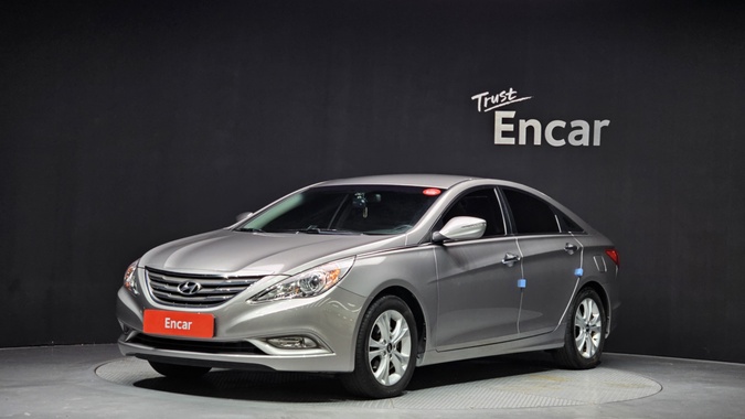 Hyundai Sonata 2011
