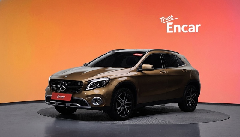 Mercedes-Benz GLA-Class