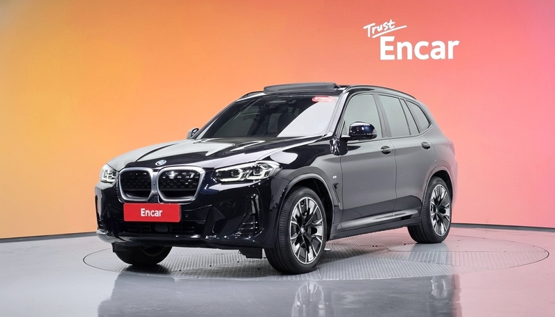 BMW iX3