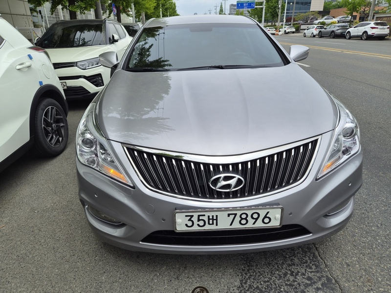 Hyundai Grandeur